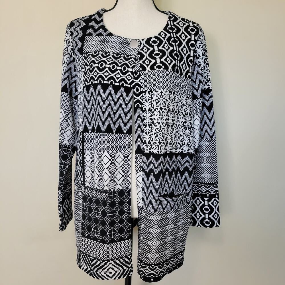 EUC CJ Banks Size X 1 Button Front Long Sleeve Cardigan Jacket Sweater Black Wht